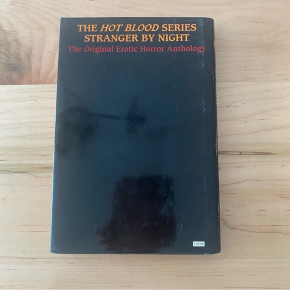 The Hot Blood Series -Stranger by Night - Hardcover, Horror, Erotica, Good Read - Picture 2 of 3
